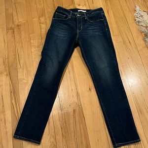 Levi’s mid rise skinny jeans size 10 size 30 waist 30 length-worn twice-faded l